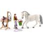 Preview: Schleich 42389 Reitschule mit Reiterinnen und Pferden, ab 5 Jahren, HORSE CLUB - Spielset, 40 Teile