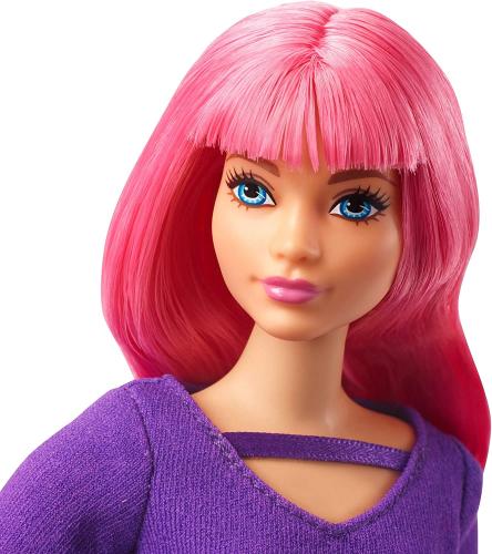 Barbie FWV26 -Puppe Daisy (kurvig mit pinkfarbenem Haar) und Kätzchen
