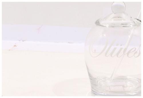 TPFCHEN OLIVES M. LFFEL, Glas