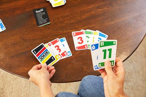 Mattel Games FPW38 - Phase 10 Kartenspiel & Gesellschaftspiel