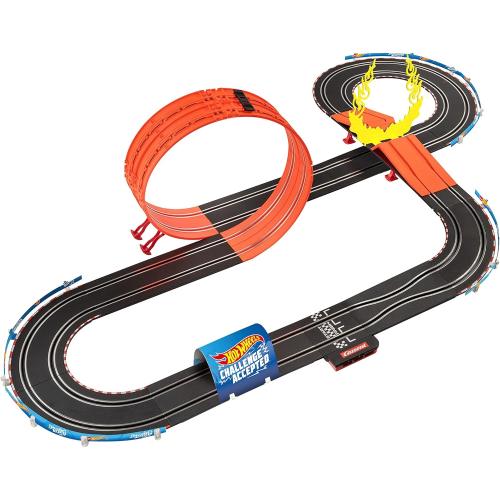Carrera GO!!! Rennstrecken-Set I Hot Wheels I 4,9 m elektrische Rennbahn mit Streckenteilen und Handregler mit Turbo-Button im Maßstab 1:43