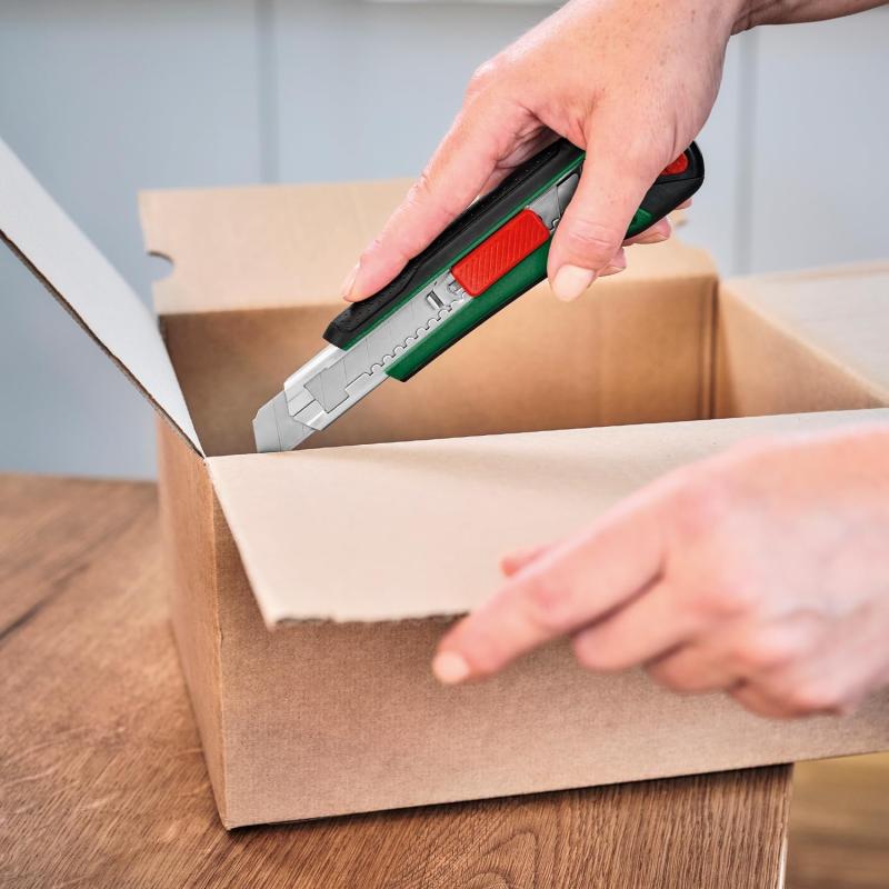Bosch Universal Werkzeug-Set, 17-teilig (vielseitiger Werkzeugkoffer, bestückt, hochwertig, ergonomisch, ideal für Reparaturen im Haus)
