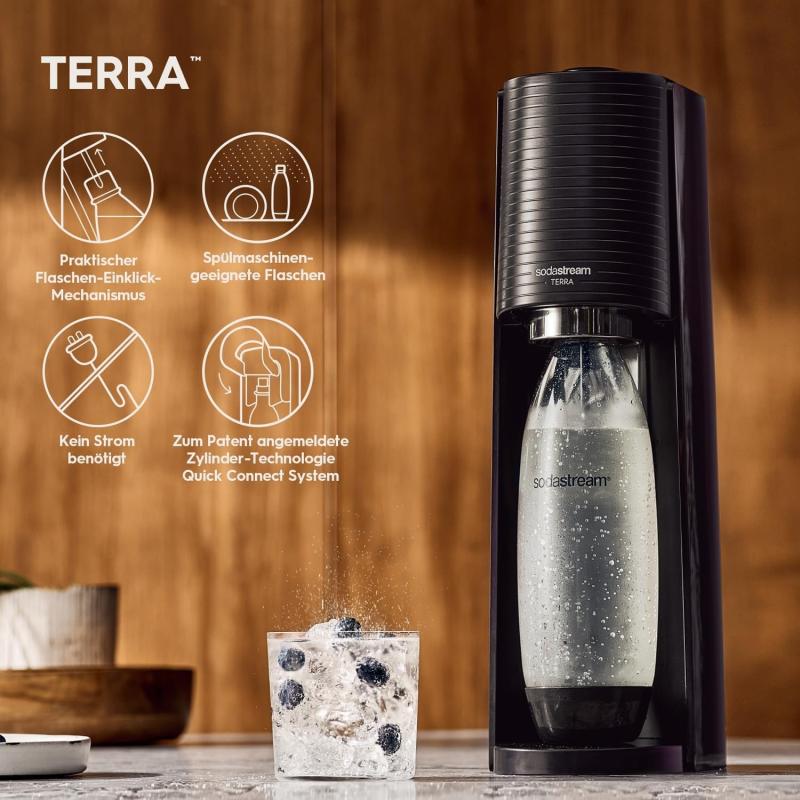 SodaStream Wassersprudler TERRA Vorteilspack mit CO2-Zylinder, 2x 1L spülmaschinenfeste Kunststoff-Flasche und 1x 0,5L spülmaschinenfeste Kunststoff-Flasche, Höhe 44cm, Schwarz