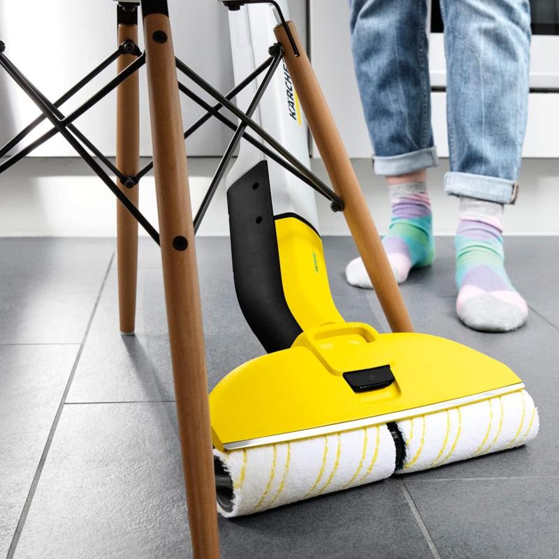 Kärcher Elektrischer Wischmopp EWM 2 – elektrischer und kabelloser Bodenreiniger für 60 qm – für effektiveres Wischen