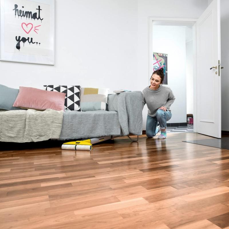 Kärcher Elektrischer Wischmopp EWM 2 – elektrischer und kabelloser Bodenreiniger für 60 qm – für effektiveres Wischen
