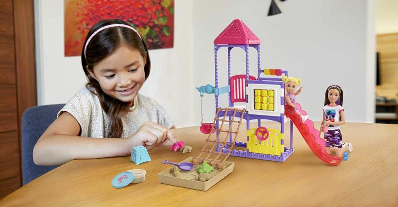 Barbie GHV89 - Skipper Babysitters Inc.”Spielplatz Spielset mit Skipper- und Kleinkind-Puppe