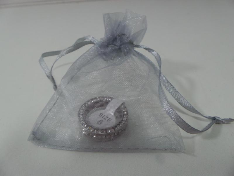 Silberring mit Zirkonen gr. 8